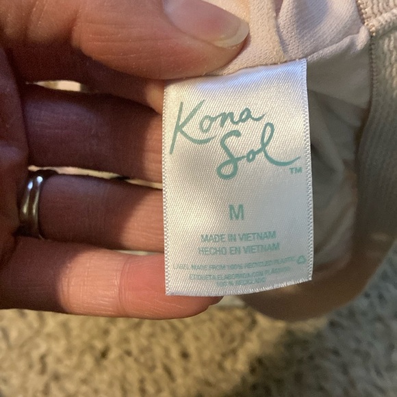 Kona Sol Black and White Leopard Print Swim Top without pads - Picture 5 of 6